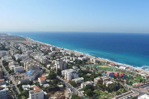 2_Shutterstock_Cities_nahariya-city-header